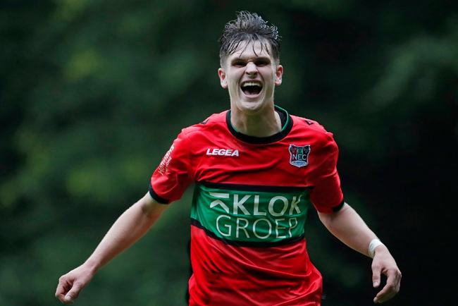 并最终获得 并最终获得