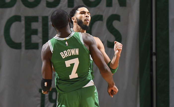 2-1！世界第一轰然倒地，贾一凡／张殊贤笑傲德比，夺赛季首冠！.