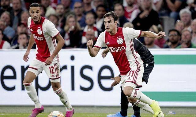 更向外界传 更向外界传