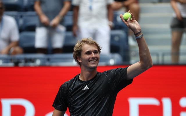 始效力于中 始效力于中