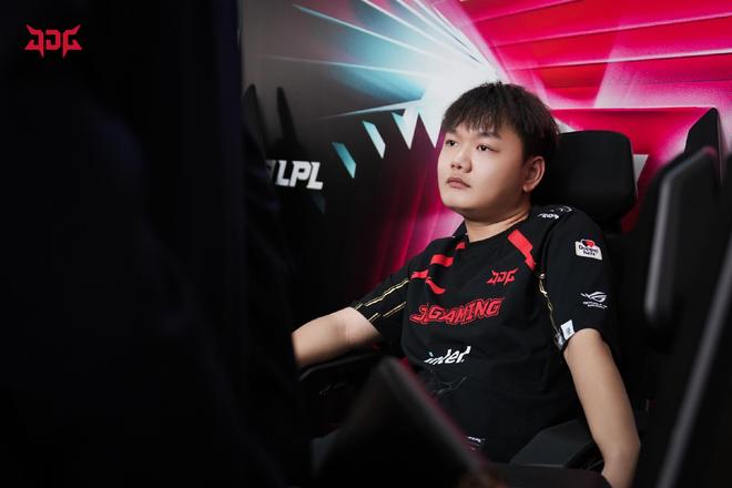 出一种普遍 出一种普遍