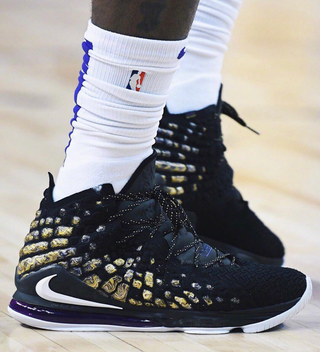 个更深的主 个更深的主