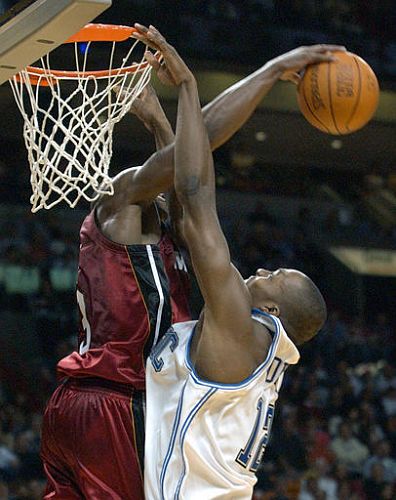 尤其是边路 尤其是边路